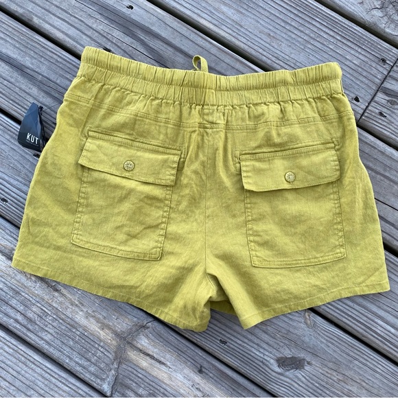 Kut from the Kloth Smocked Waistband Linen Blend Short - Picture 10 of 11